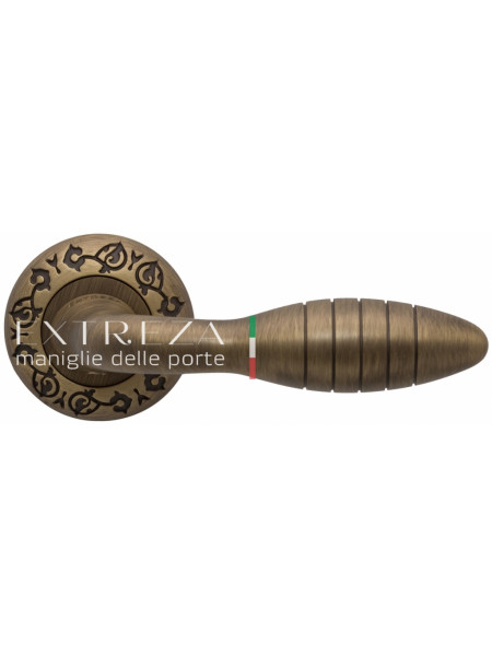 Ручка дверная на круглой розетке Extreza MIREL (Мирел) 316  R04 Бронза матовая F03