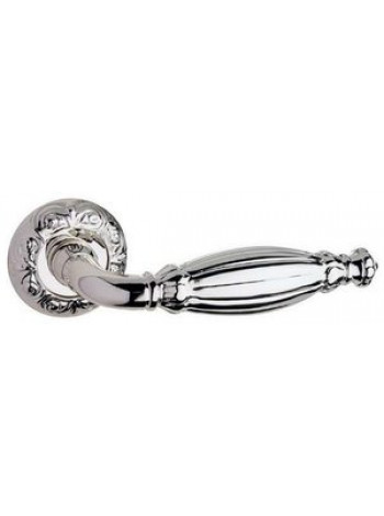 Дверная ручка на круглой розетке Pasini 3661 QUEEN SILVER серебро