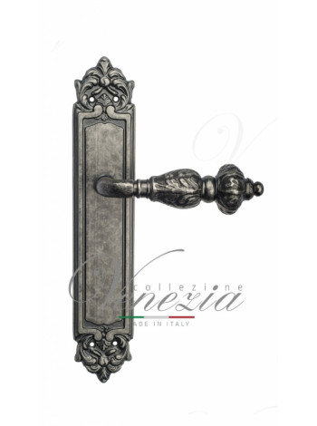 Ручка дверная на планке с фиксатором Venezia Lucrecia WC-2 PL96 античное серебро