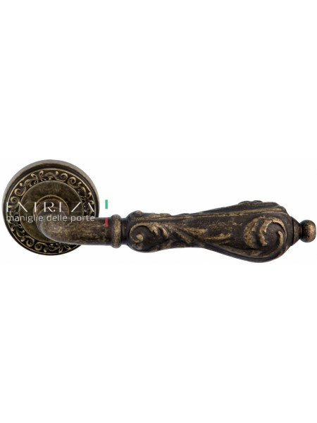 Ручка дверная на круглой розетке Extreza GRETA (Грета) 302  R06 Бронза античная F23
