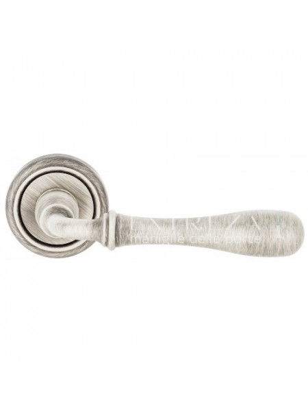 Ручка дверная на круглой розетке Extreza CARRERA (Каррера) 321 R01 Хром матовый  F05