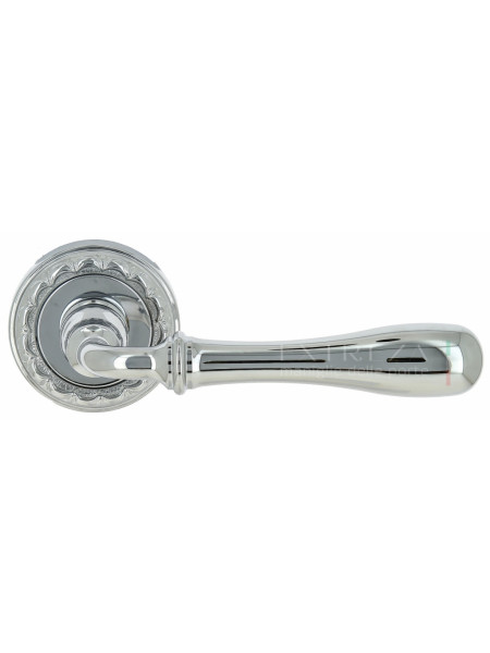 Ручка дверная на круглой розетке Extreza CARRERA (Каррера) 321 R02 Хром полированный F04