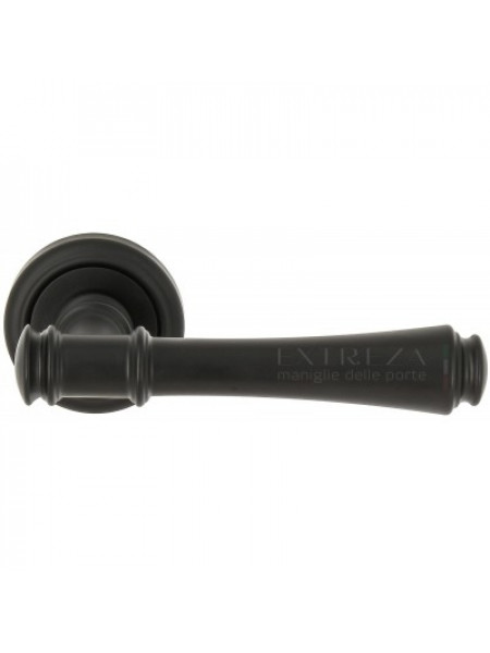 Ручка дверная на круглой розетке Extreza PIERO (Пиеро) 326 R01 черный F22