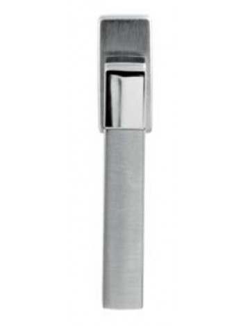 Ручка оконная Extreza Hi-tech FIORE 110 HW Хром матовый  / хром F05/F04